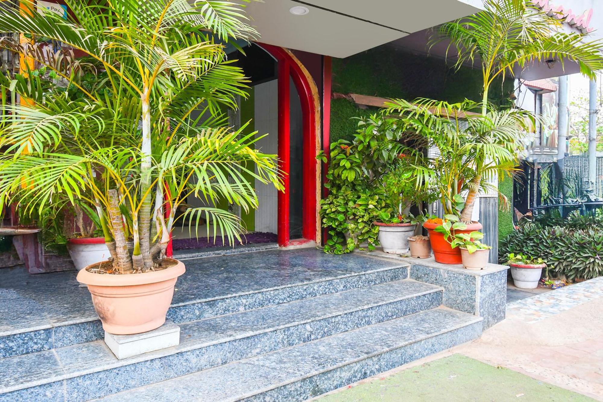 Super Collection O Bhubaneswar City Center Экстерьер фото